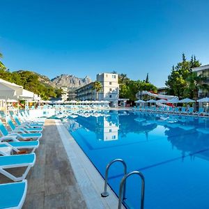 Armas Garden Hotel